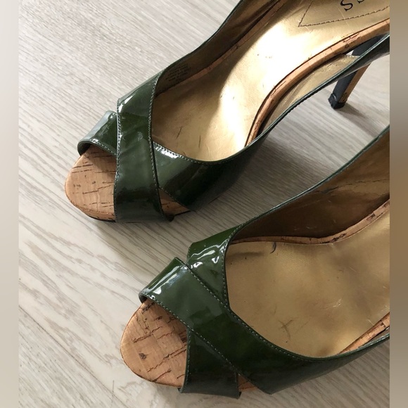Guess by Marciano Green Leather High Heel Slingback Cork Heels - Picture 9 of 16
